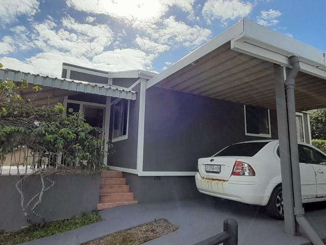 2 Bedroom Townhouse For Sale in Hibberdene