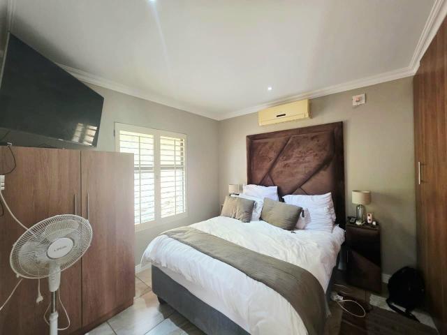 2 Bedroom Townhouse For Sale in Izinga