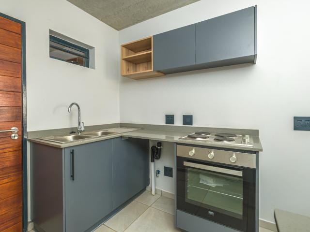 2 Bedroom Townhouse For Sale in Jabulani