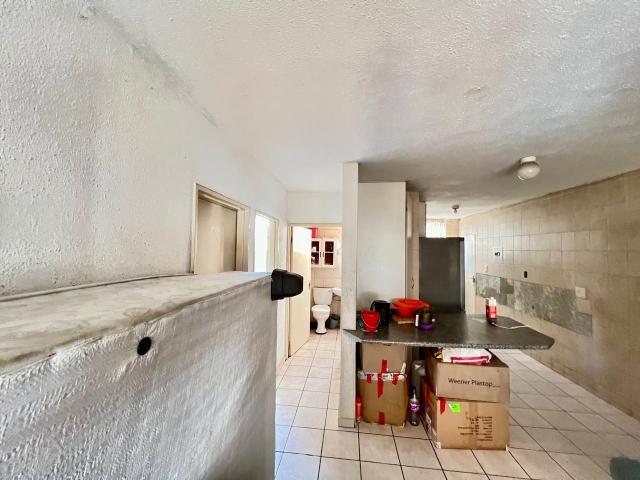 2 Bedroom Townhouse For Sale in Kempton Park AH