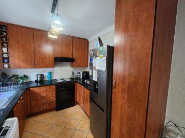 2 Bedroom Townhouse For Sale in La Montagne