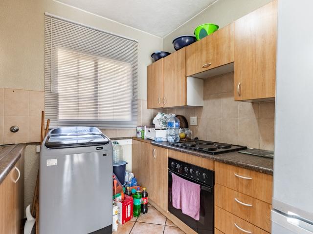 2 Bedroom Townhouse For Sale in La Montagne
