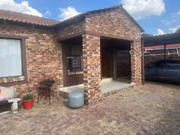 La Hoff, Matlosana Local Municipality, Dr Kenneth Kaunda District Municipality, North West