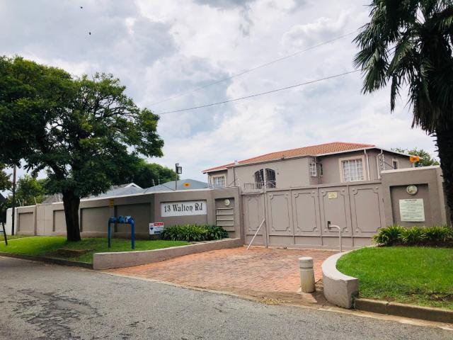 2 Bedroom Townhouse For Sale in Lambton
