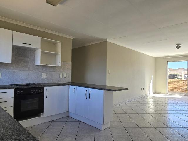 2 Bedroom Townhouse For Sale in Liefde En Vrede
