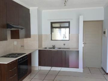 2 Bedroom Townhouse For Sale in Lonehill