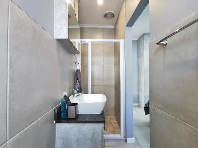 2 Bedroom Townhouse For Sale in Lorraine