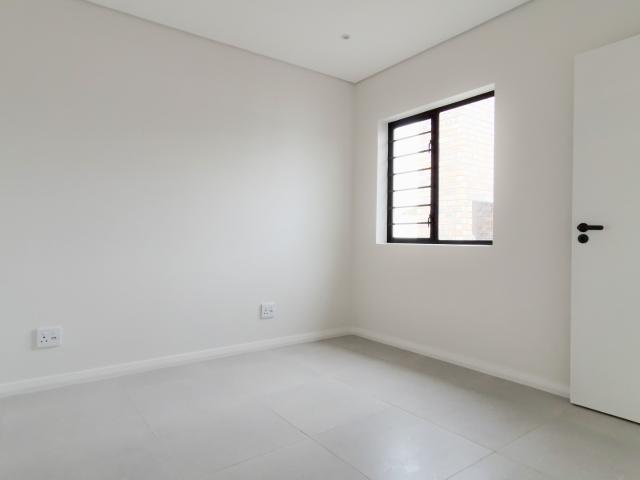 2 Bedroom Townhouse For Sale in Lorraine