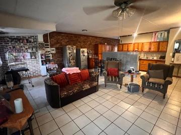 2 Bedroom Townhouse For Sale in Louis Trichardt