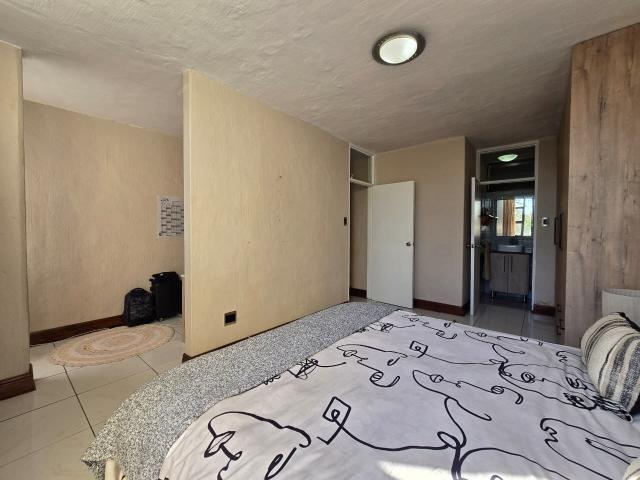 2 Bedroom Townhouse For Sale in Paradise Valley
