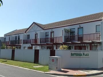 2 Bedroom Townhouse For Sale in Parklands