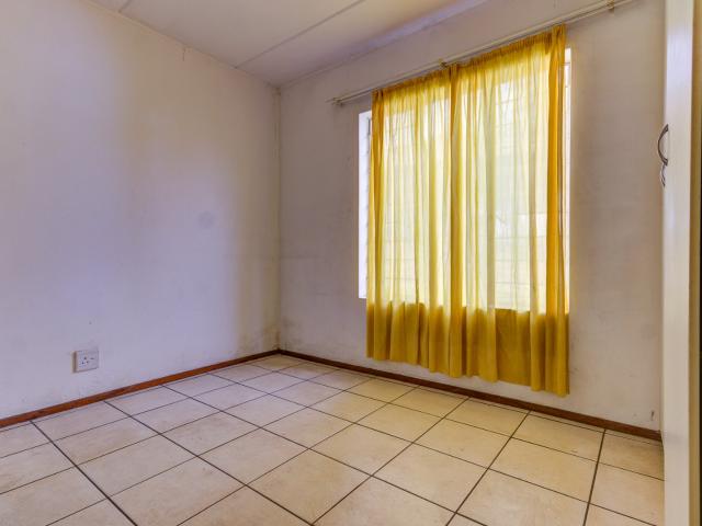 2 Bedroom Townhouse For Sale in Parkrand