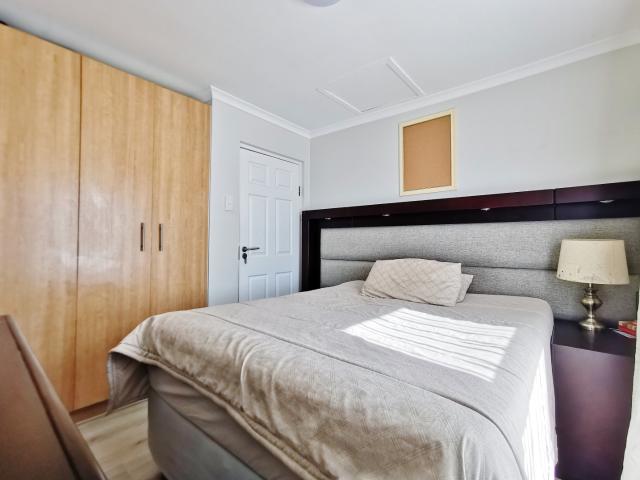 2 Bedroom Townhouse For Sale in Parsonsvlei