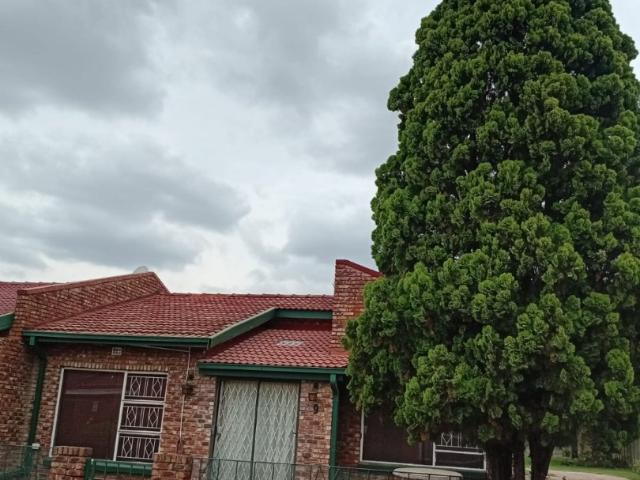 2 Bedroom Townhouse For Sale in Parys