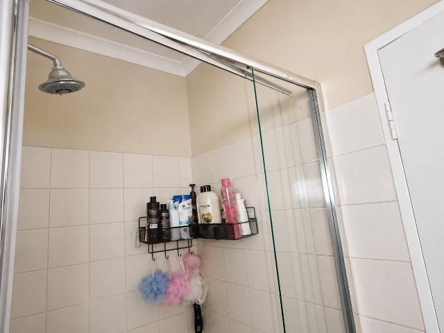 2 Bedroom Townhouse For Sale in Pellissier