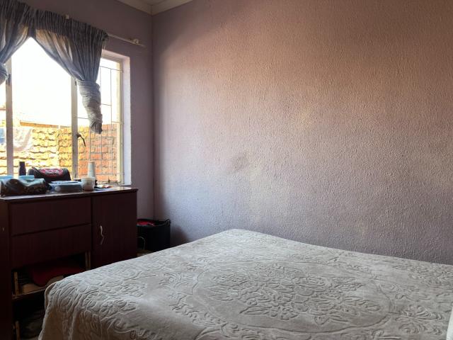 2 Bedroom Townhouse For Sale in Penina Park