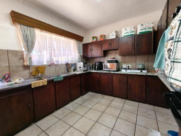 2 Bedroom Townhouse For Sale in Potchefstroom Central