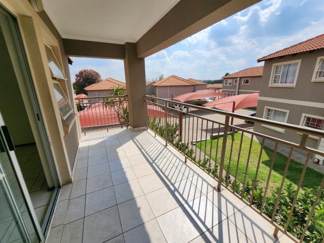 2 Bedroom Townhouse For Sale in Rynfield