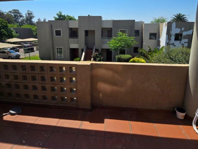 2 Bedroom Townhouse For Sale in Raceview