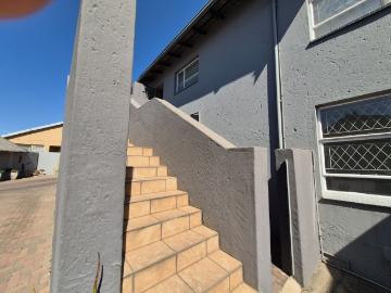 Townhouse for sale in Katlehong - Grill