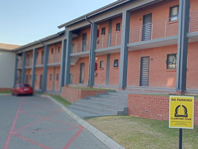 2 Bedroom Townhouse For Sale in Rembrandt Park