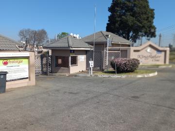 2 Bedroom Townhouse For Sale in Rembrandt Park