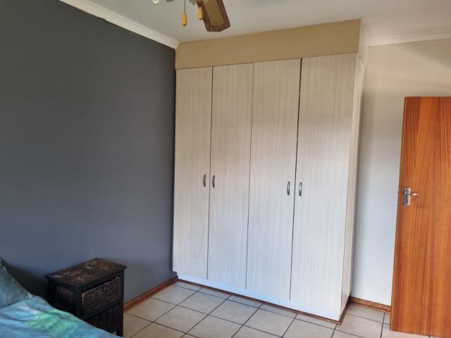 2 Bedroom Townhouse For Sale in Reyno Ridge