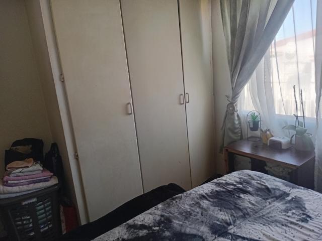 2 Bedroom Townhouse For Sale in Ridgeway