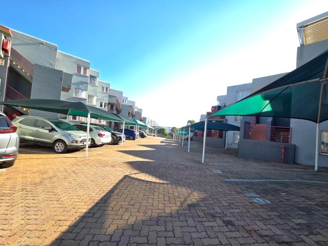 2 Bedroom Townhouse For Sale in Ridgeway