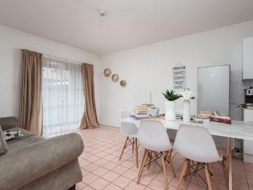 2 Bedroom Townhouse For Sale in Suideroord