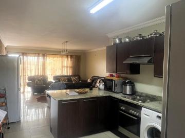 2 Bedroom Townhouse For Sale in Sunnyrock