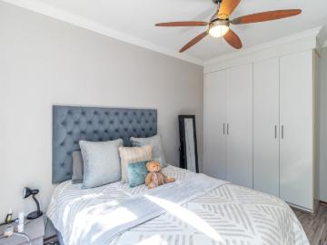 2 Bedroom Townhouse For Sale in Sunninghill