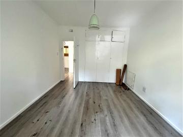 2 Bedroom Townhouse For Sale in Sandown