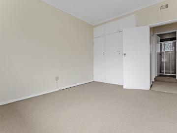 2 Bedroom Townhouse For Sale in Sandown