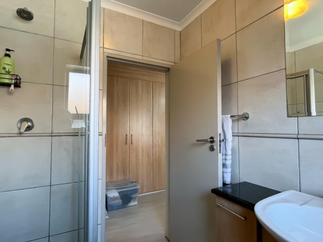 2 Bedroom Townhouse For Sale in Sandringham