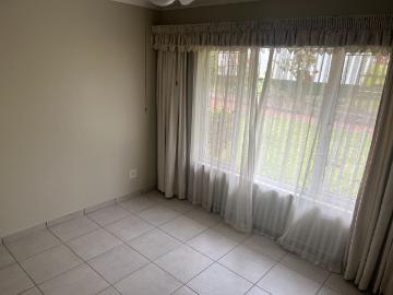 2 Bedroom Townhouse For Sale in Scottburgh Central
