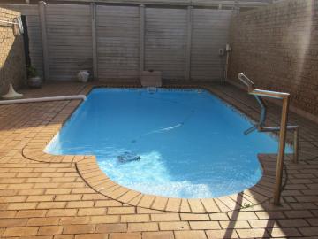 2 Bedroom Townhouse For Sale in Scottburgh Central