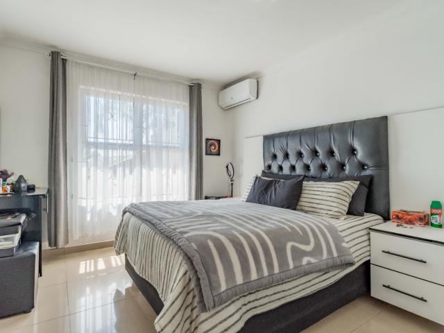 2 Bedroom Townhouse For Sale in Sherwood