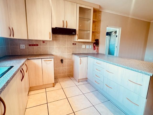 2 Bedroom Townhouse For Sale in Sherwood