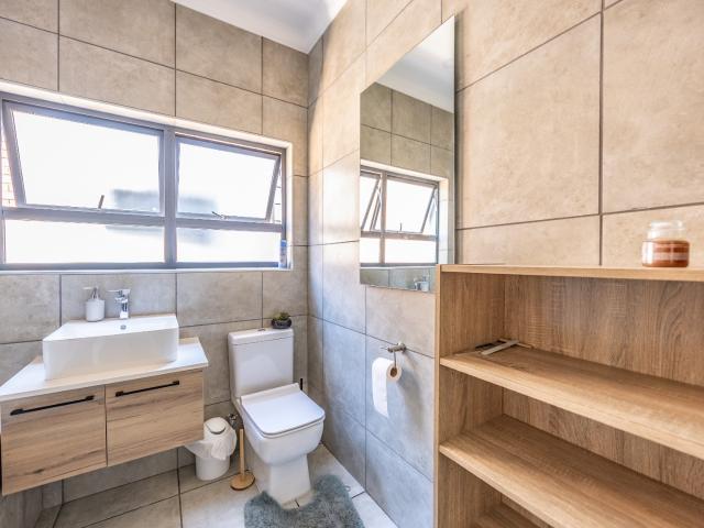 2 Bedroom Townhouse For Sale in Six Fountains Residential Estate