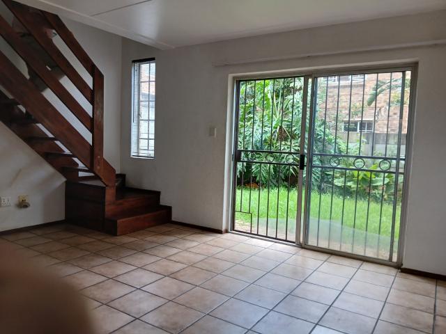 2 Bedroom Townhouse For Sale in Sonneglans