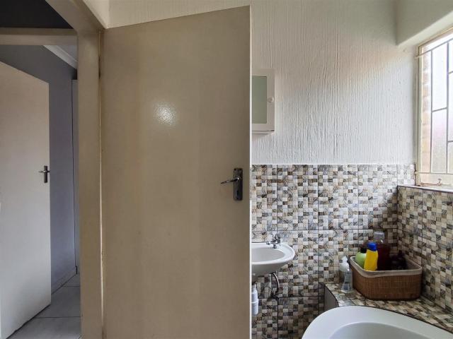2 Bedroom Townhouse For Sale in Terenure