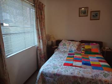 2 Bedroom Townhouse For Sale in Uvongo