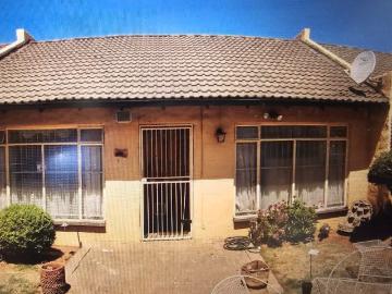 2 Bedroom Townhouse For Sale in Uitsig