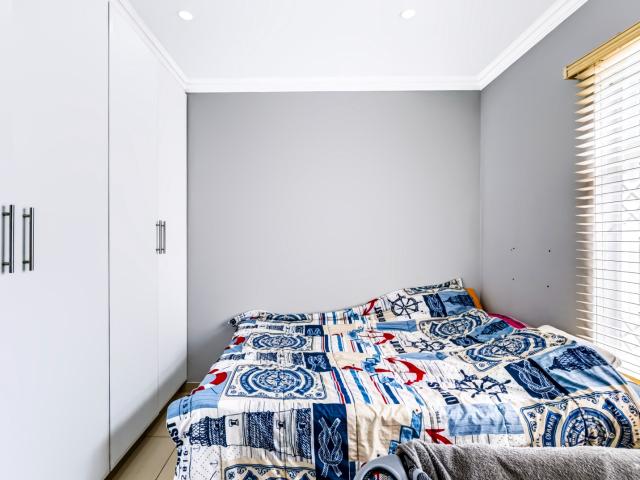 2 Bedroom Townhouse For Sale in Umbogintwini