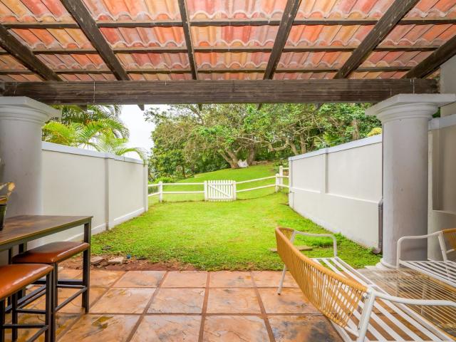 2 Bedroom Townhouse For Sale in Umhlali Golf Estate