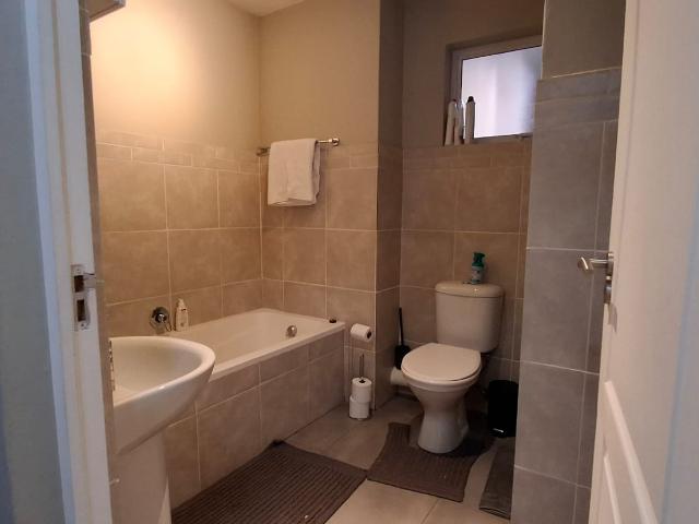 2 Bedroom Townhouse For Sale in Union