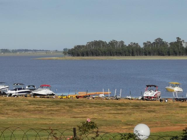 2 Bedroom Townhouse For Sale in Vaal Marina