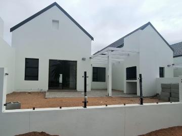 2 Bedroom Townhouse For Sale in Velddrif