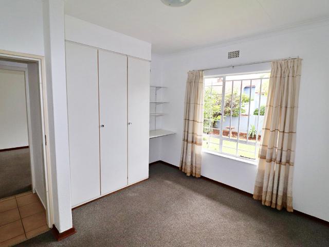 2 Bedroom Townhouse For Sale in Wychwood